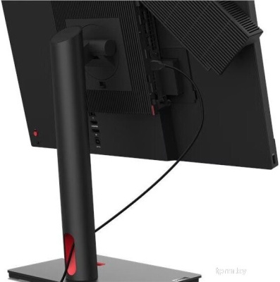 Lenovo ThinkCentre TIO-24 Gen5 12NAGAR1EU
